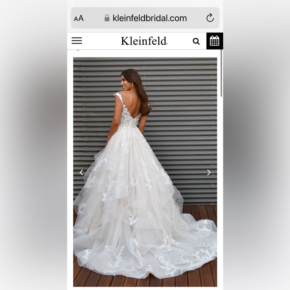 Ballgown wedding dress